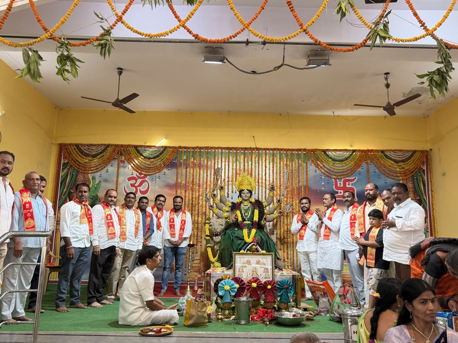 ప్రగతి ఎన్‌క్లేవ్‌ కాలనీ అసోషియేషన్ లో ఘనంగా అమ్మవారి నవరాత్రుల మహోత్సవం